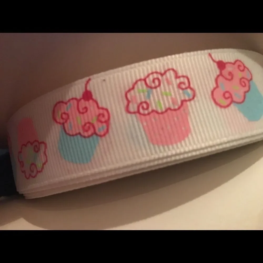 5/$24 grosgrain Ribbon 7/8” NEW 5 yards cupcakes